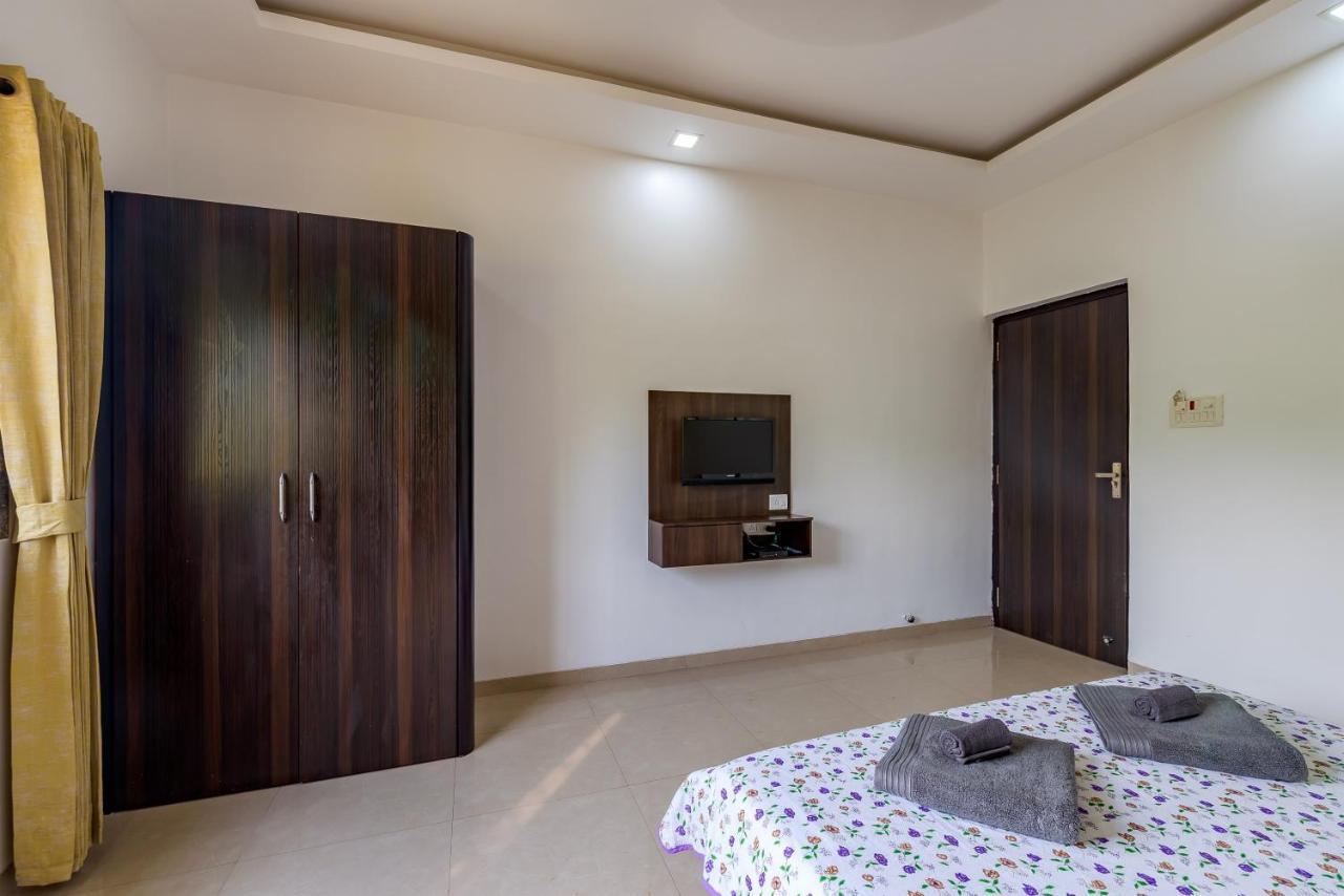 Saffronstays Ocean Breeze, Guhāgar 외부 사진