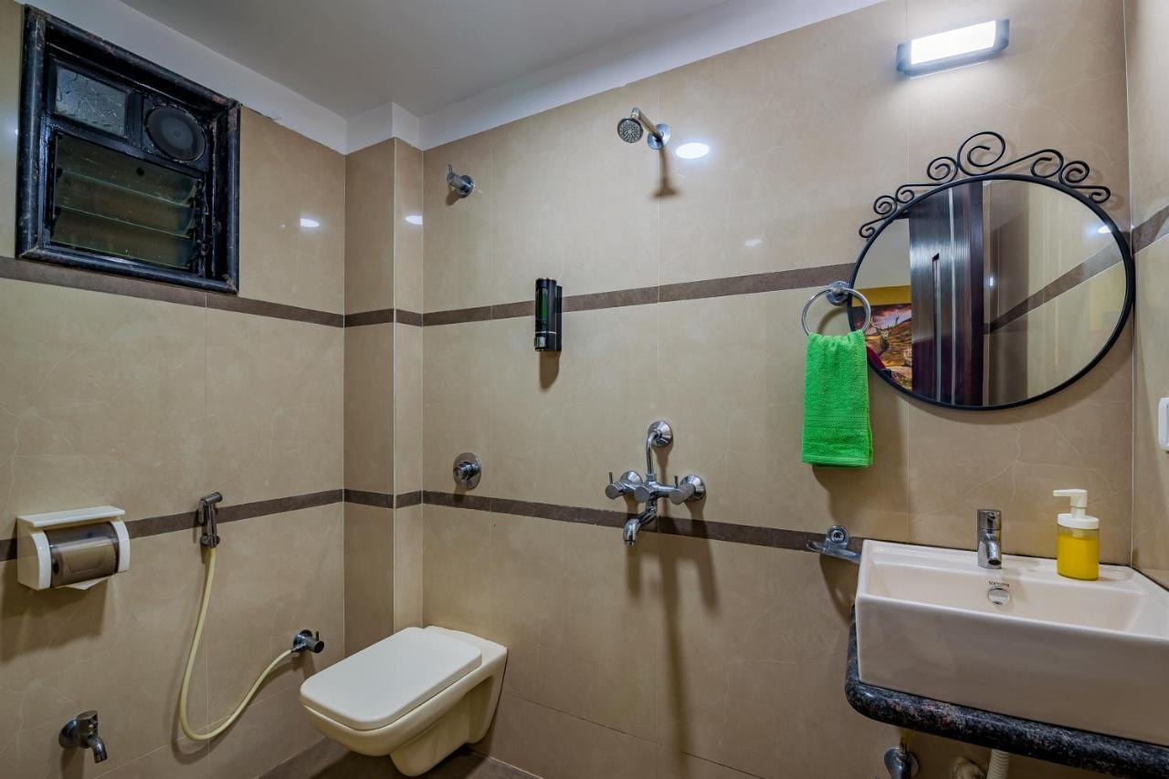 Saffronstays Ocean Breeze, Guhāgar 외부 사진