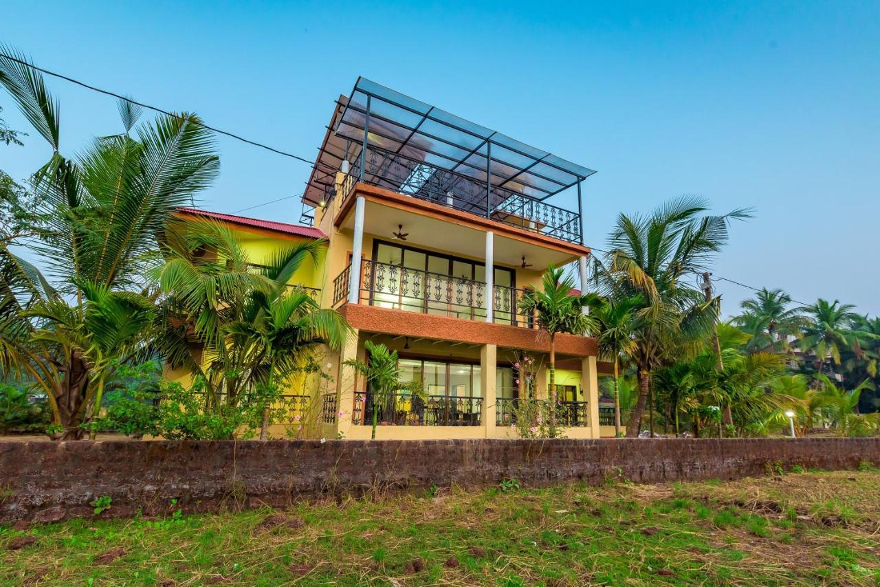 Saffronstays Ocean Breeze, Guhāgar 외부 사진