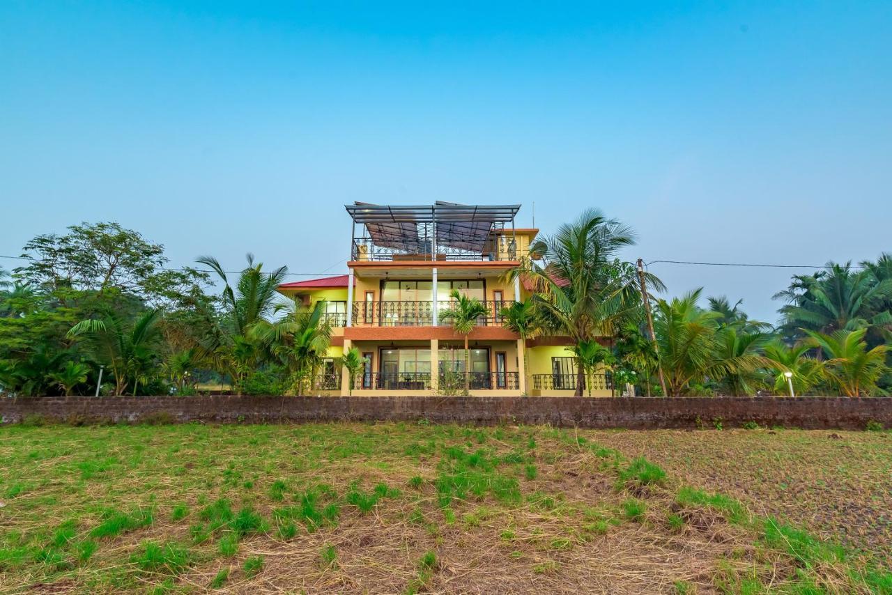 Saffronstays Ocean Breeze, Guhāgar 외부 사진