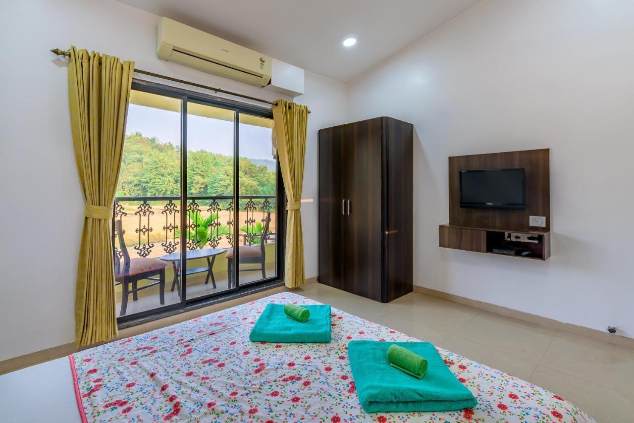 Saffronstays Ocean Breeze, Guhāgar 외부 사진