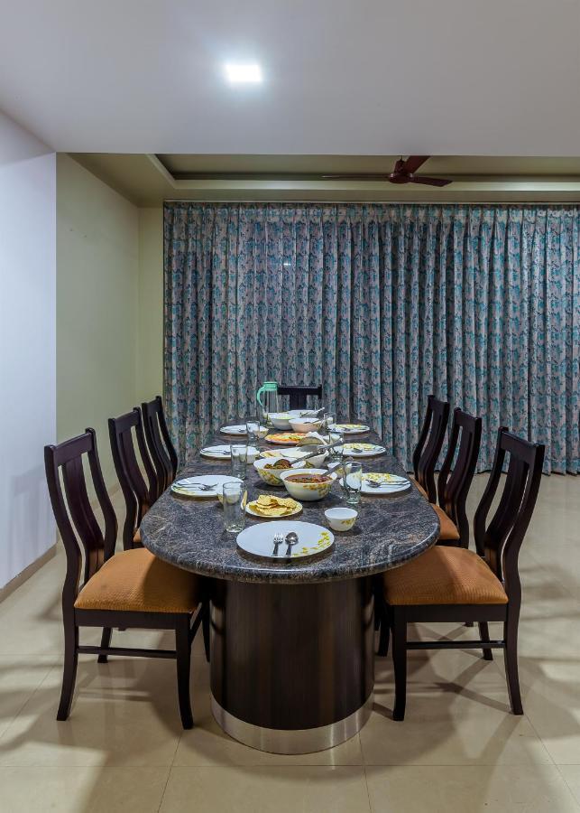Saffronstays Ocean Breeze, Guhāgar 외부 사진